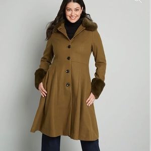 NWT Olive Green Faux Fur Trimmed Wool Coat